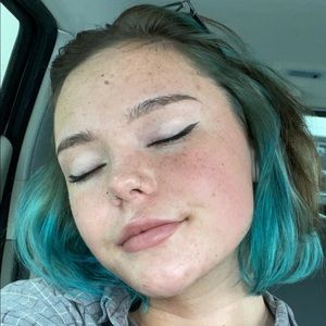 Meet your Posher, Hailey